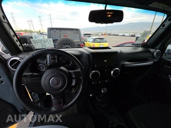2014 Jeep Wrangler Unlimited Rubicon - miniatura 11
