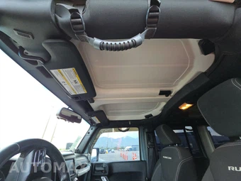 2014 Jeep Wrangler Unlimited Rubicon - miniatura 17