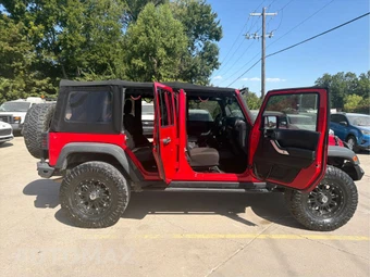 2014 Jeep Wrangler Unlimited Rubicon - miniatura 19