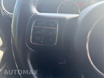 2014 Jeep Wrangler Unlimited Rubicon - miniatura 30