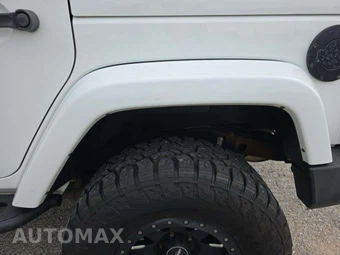 2014 Jeep Wrangler Unlimited Sahara - miniatura 22