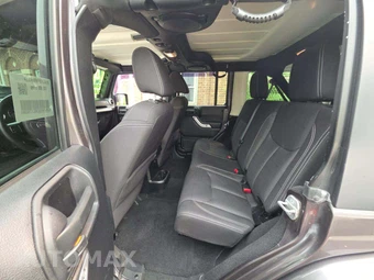 2014 Jeep Wrangler Unlimited Sahara - miniatura 13