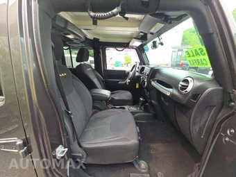 2014 Jeep Wrangler Unlimited Sahara - miniatura 18