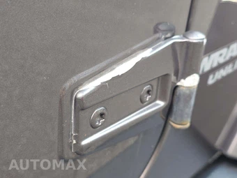 2014 Jeep Wrangler Unlimited Sahara - miniatura 27