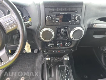 2014 Jeep Wrangler Unlimited Sahara - miniatura 11