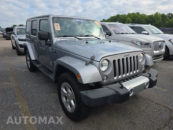 2014 Jeep Wrangler Unlimited Sahara - miniatura 3