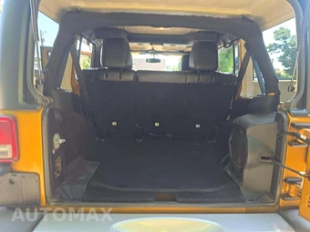 2014 Jeep Wrangler Unlimited Sahara - miniatura 14