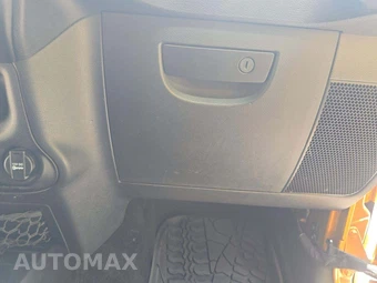 2014 Jeep Wrangler Unlimited Sahara - miniatura 19
