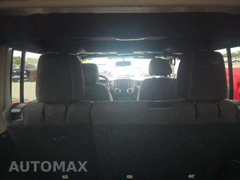 2014 Jeep Wrangler Unlimited Sahara - miniatura 16