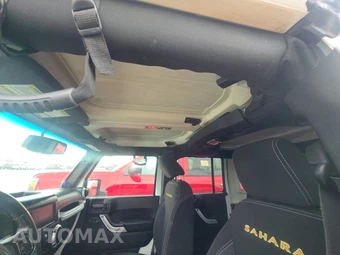 2014 Jeep Wrangler Unlimited Sahara - miniatura 17