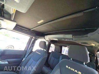 2014 Jeep Wrangler Unlimited Sahara - miniatura 11