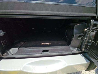 2014 Jeep Wrangler Unlimited Sahara - miniatura 14