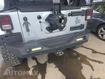 2014 Jeep Wrangler Unlimited Sahara - miniatura 23