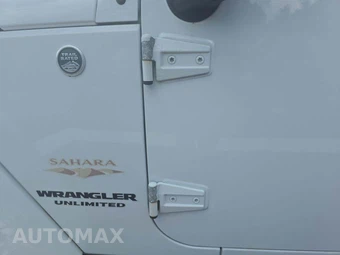 2014 Jeep Wrangler Unlimited Sahara - miniatura 21