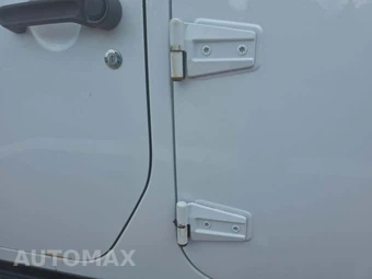 2014 Jeep Wrangler Unlimited Sahara - miniatura 23