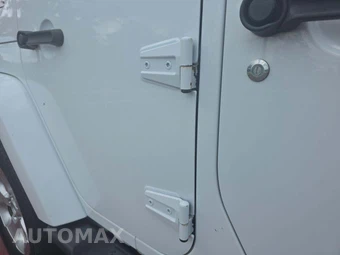 2014 Jeep Wrangler Unlimited Sahara - miniatura 26