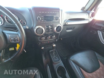2014 Jeep Wrangler Unlimited Sahara - miniatura 11