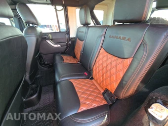 2014 Jeep Wrangler Unlimited Sahara - miniatura 13