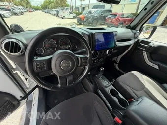 2014 Jeep Wrangler Unlimited Sahara - miniatura 12