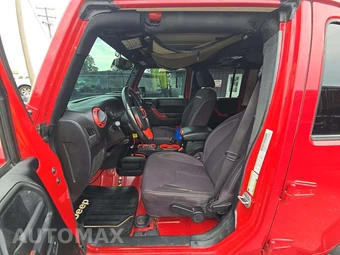 2014 Jeep Wrangler Unlimited Sahara - miniatura 6
