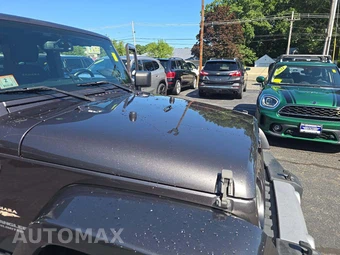 2014 Jeep Wrangler Unlimited Sahara - miniatura 18