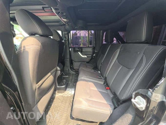 2014 Jeep Wrangler Unlimited Sahara - miniatura 13