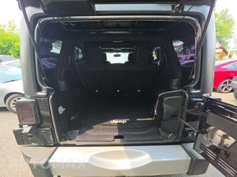 2014 Jeep Wrangler Unlimited Sahara - miniatura 14