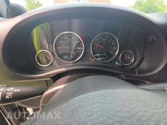 2014 Jeep Wrangler Unlimited Sahara - miniatura 9