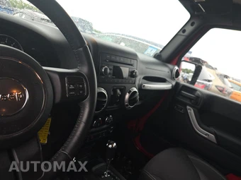 2014 Jeep Wrangler Unlimited Sahara - miniatura 11