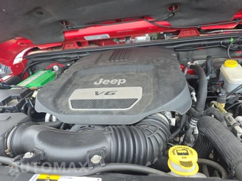 2014 Jeep Wrangler Unlimited Sahara - miniatura 15