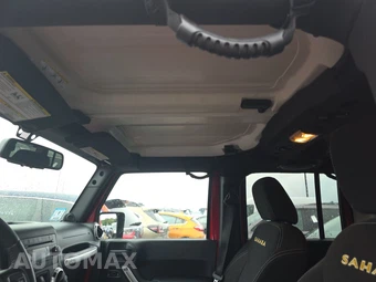 2014 Jeep Wrangler Unlimited Sahara - miniatura 17