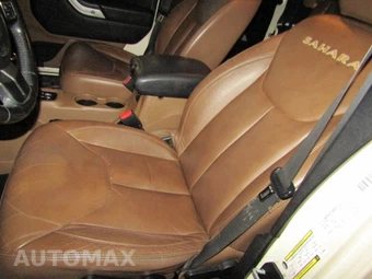 2014 Jeep Wrangler Unlimited Sahara - miniatura 10