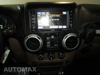 2014 Jeep Wrangler Unlimited Sahara - miniatura 14