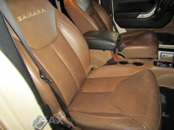 2014 Jeep Wrangler Unlimited Sahara - miniatura 16