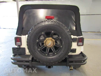 2014 Jeep Wrangler Unlimited Sahara - miniatura 5