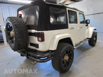 2014 Jeep Wrangler Unlimited Sahara - miniatura 6