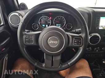 2014 Jeep Wrangler Unlimited Sahara - miniatura 10
