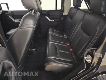 2014 Jeep Wrangler Unlimited Sahara - miniatura 13