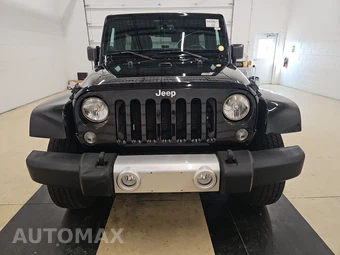 2014 Jeep Wrangler Unlimited Sahara - miniatura 2
