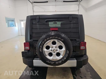 2014 Jeep Wrangler Unlimited Sahara - miniatura 5