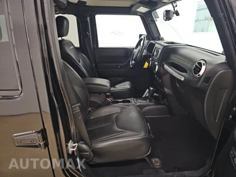 2014 Jeep Wrangler Unlimited Sahara - miniatura 8