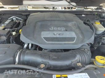 2014 Jeep Wrangler Unlimited Sahara - miniatura 15