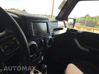 2014 Jeep Wrangler Unlimited Sahara - miniatura 11