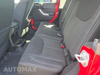 2014 Jeep Wrangler Unlimited Sahara - miniatura 13
