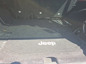 2014 Jeep Wrangler Unlimited Sahara - miniatura 16