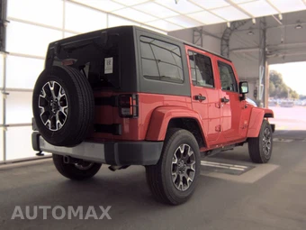 2014 Jeep Wrangler Unlimited Sahara - miniatura 4