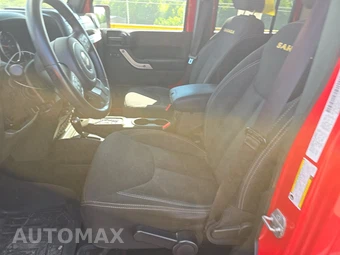 2014 Jeep Wrangler Unlimited Sahara - miniatura 7