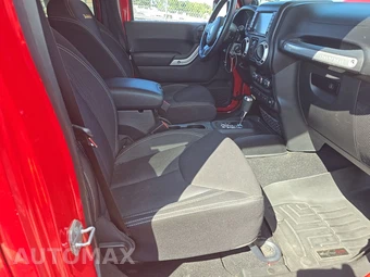 2014 Jeep Wrangler Unlimited Sahara - miniatura 8