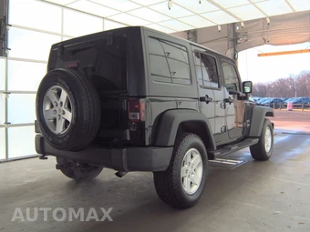 2014 Jeep Wrangler Unlimited Sport - miniatura 4