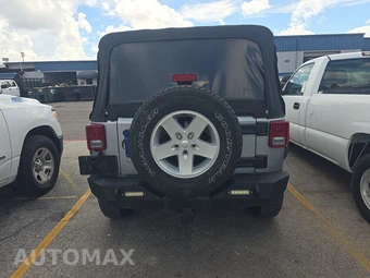2014 Jeep Wrangler Unlimited Sport - miniatura 5